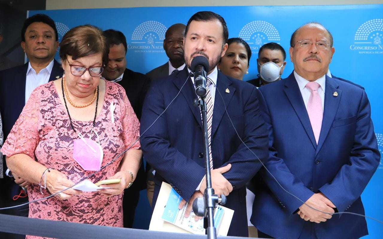 Instalado el Frente Parlamentario  de apoyo a la CICIH